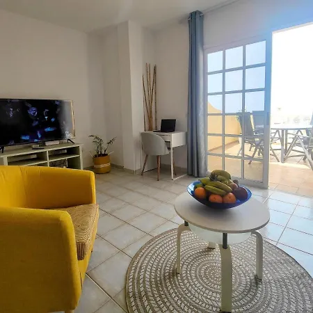 Terraza Del Mar Apartment *